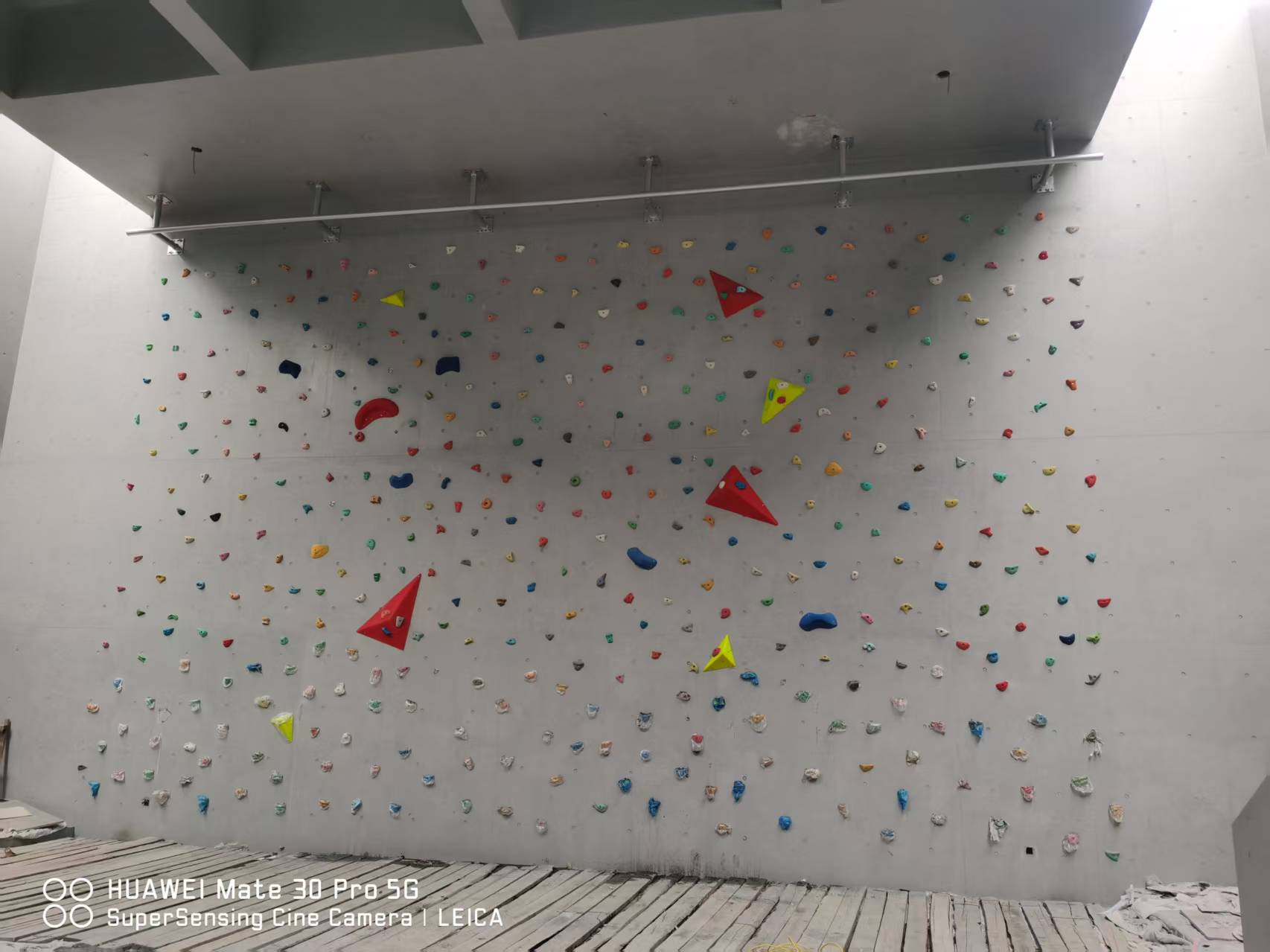 北京燕郊攀岩墙